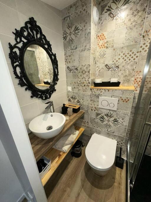 Апартаменты Chez Bardot Le Puy-en-Velay Экстерьер фото
